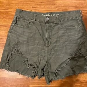 American Eagle Highest Rise Mom Shorts size 14 (GJ)